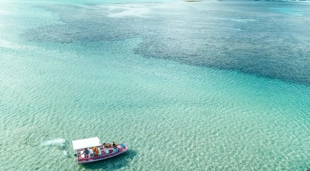 Justiça Federal proíbe turismo na Lagoa Azul, em Maragogi; entenda