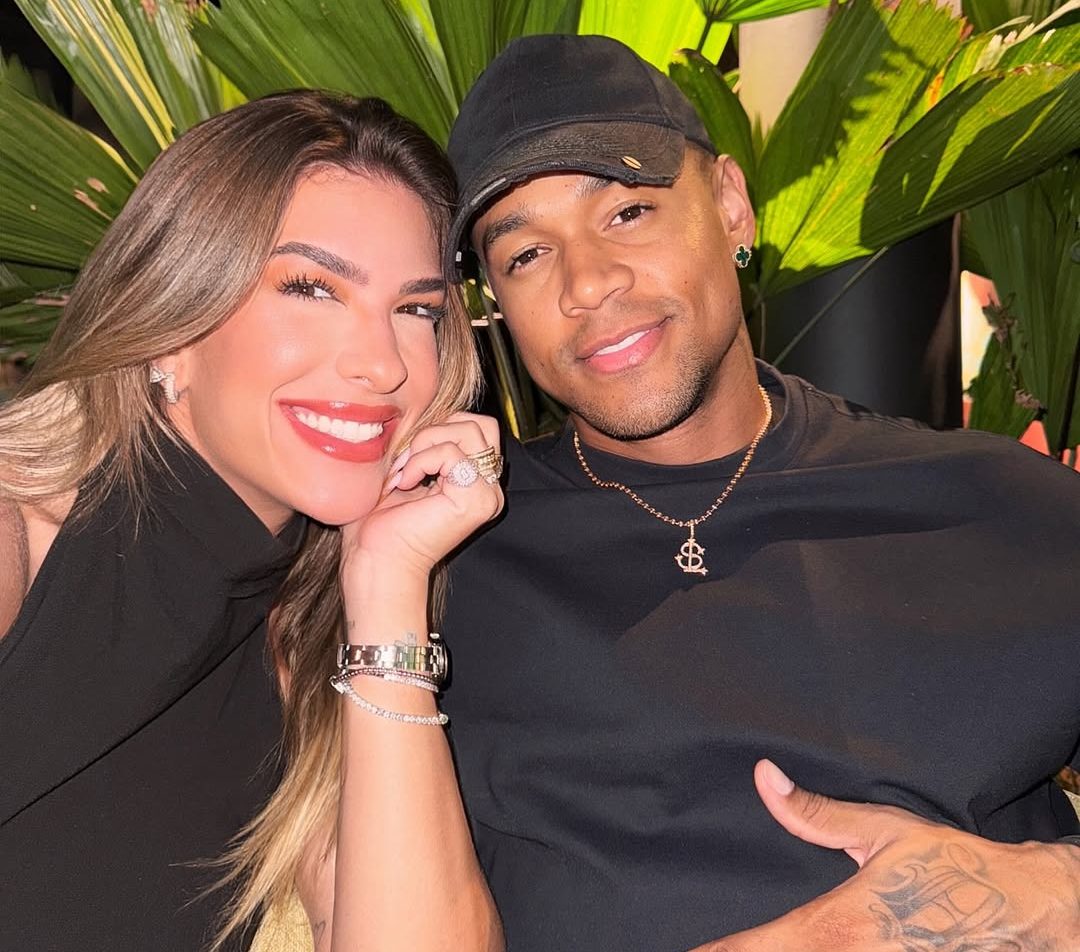 Lore Improta celebra aniversário de relacionamento com Léo Santana: ‘Tão bom’