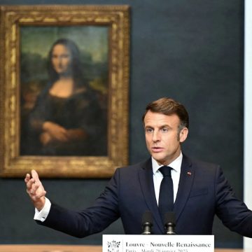 Louvre será reformado e a Mona Lisa será transferida para espaço exclusivo, anuncia Macron