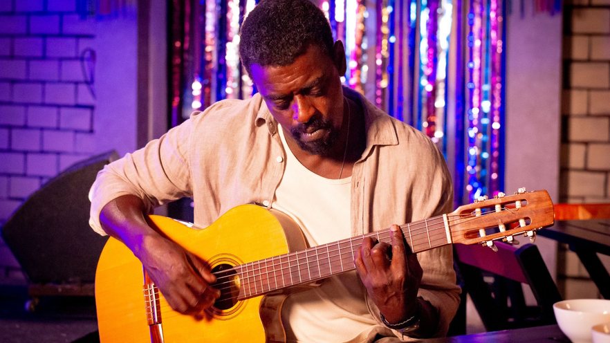 Seu Jorge faz show em Salvador nesta sexta-feira (17); aos detalhes