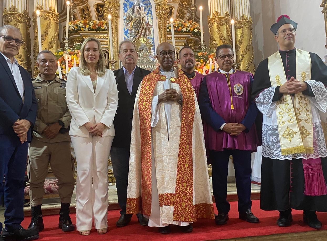 Novena do Senhor do Bonfim homenageia turismo baiano