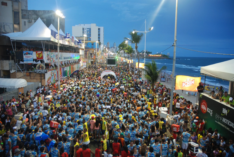 Salvador inicia licenciamento para atividades comerciais que irão funcionar nos circuitos do Carnaval