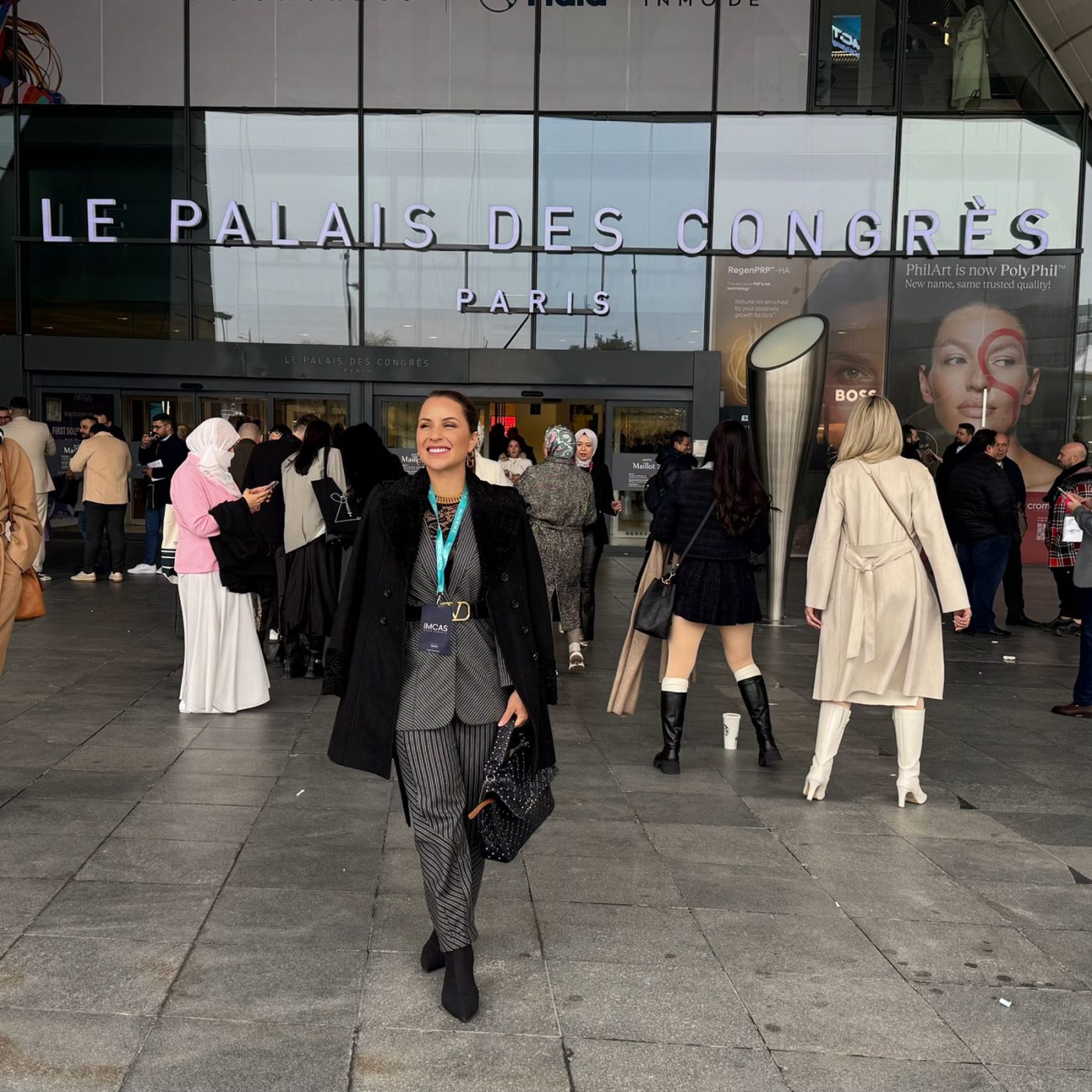 Dermatologista baiana desembarca em Paris e comanda palestra no maior congresso de estética do mundo