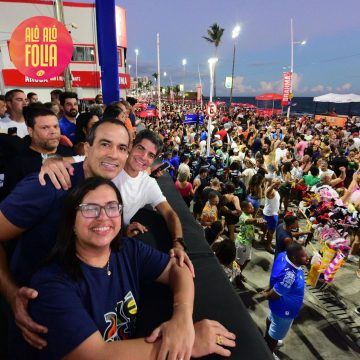 ACM Neto prestigia furdunço e fala sobre Carnaval de Salvador: “Maior evento do Brasil”