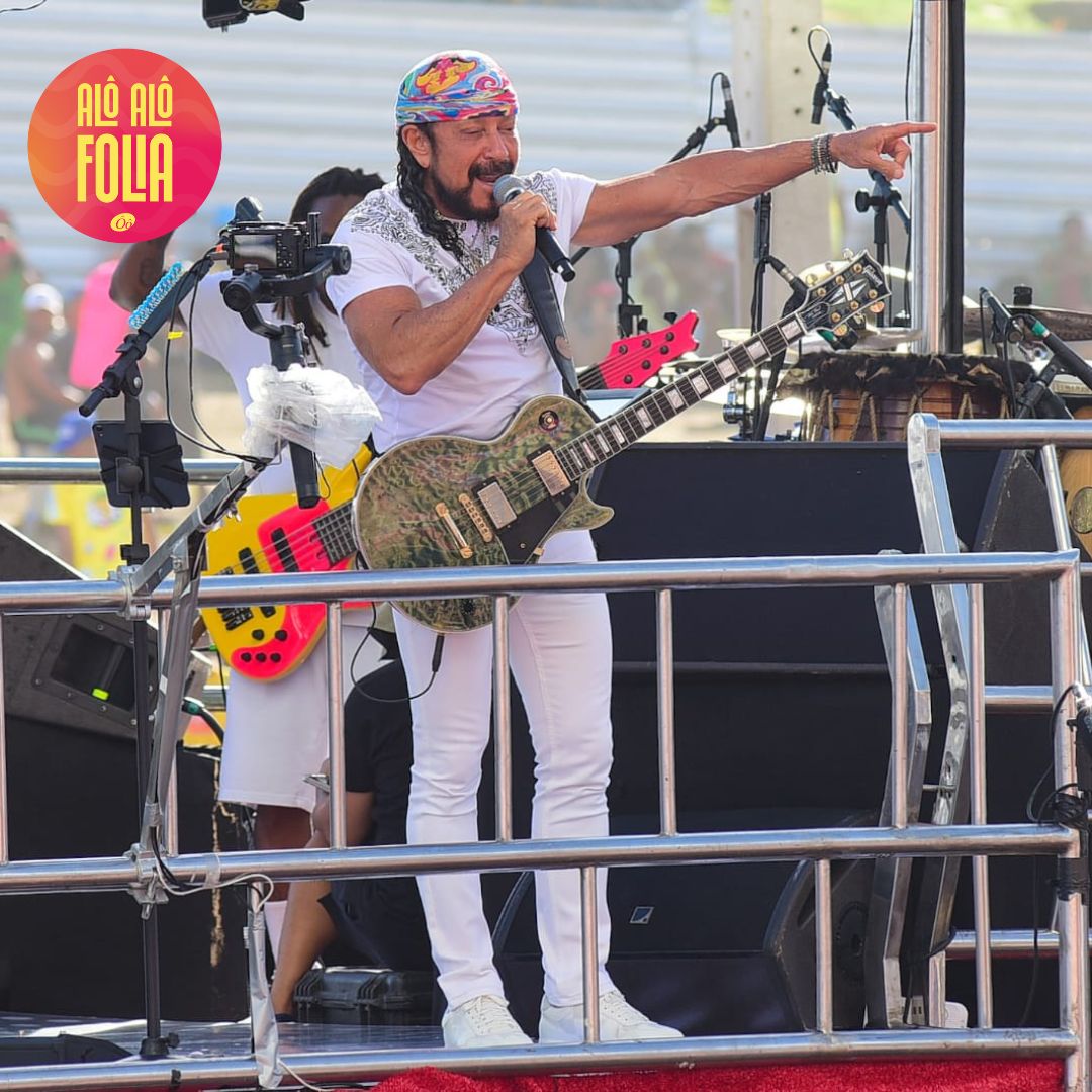 Foliões fazem “coral” com hit de Bell Marques em segundo dia do Carnaval de Salvador; veja vídeo