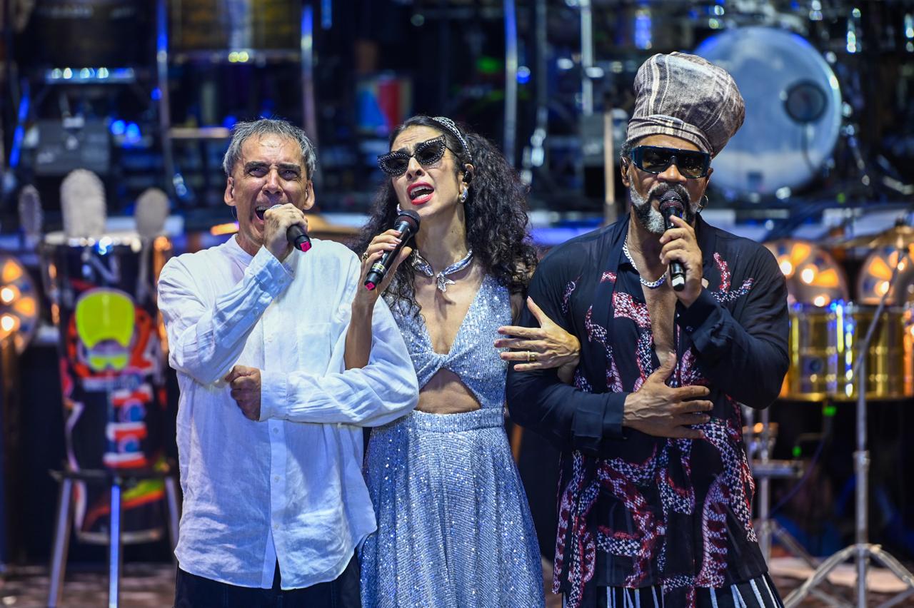 Arnaldo Antunes, Marisa Monte e Carlinhos Brown