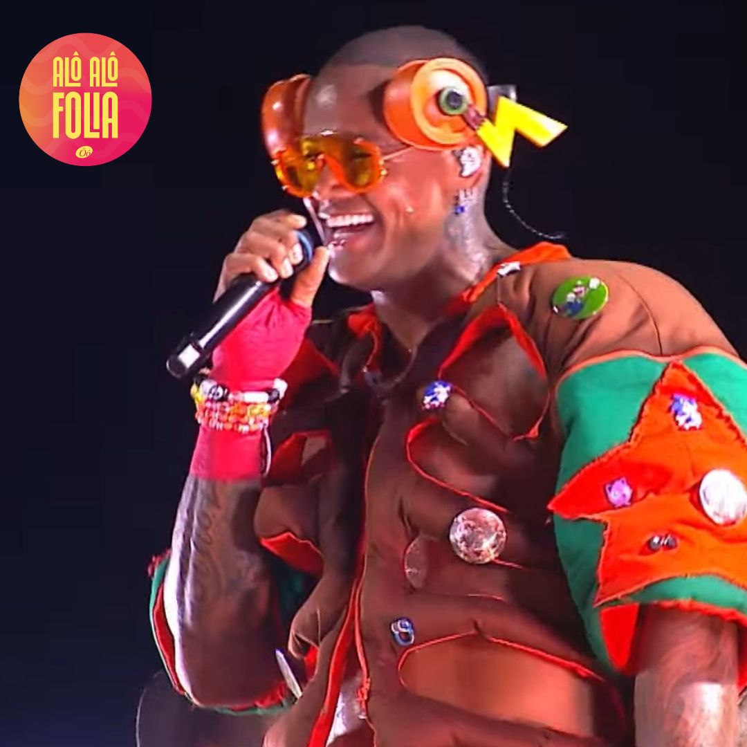 Leo Santana inicia maratona de Carnaval homenageando o universo dos games