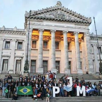 Estudantes baianos disputam vaga no Parlamento Juvenil do Mercosul