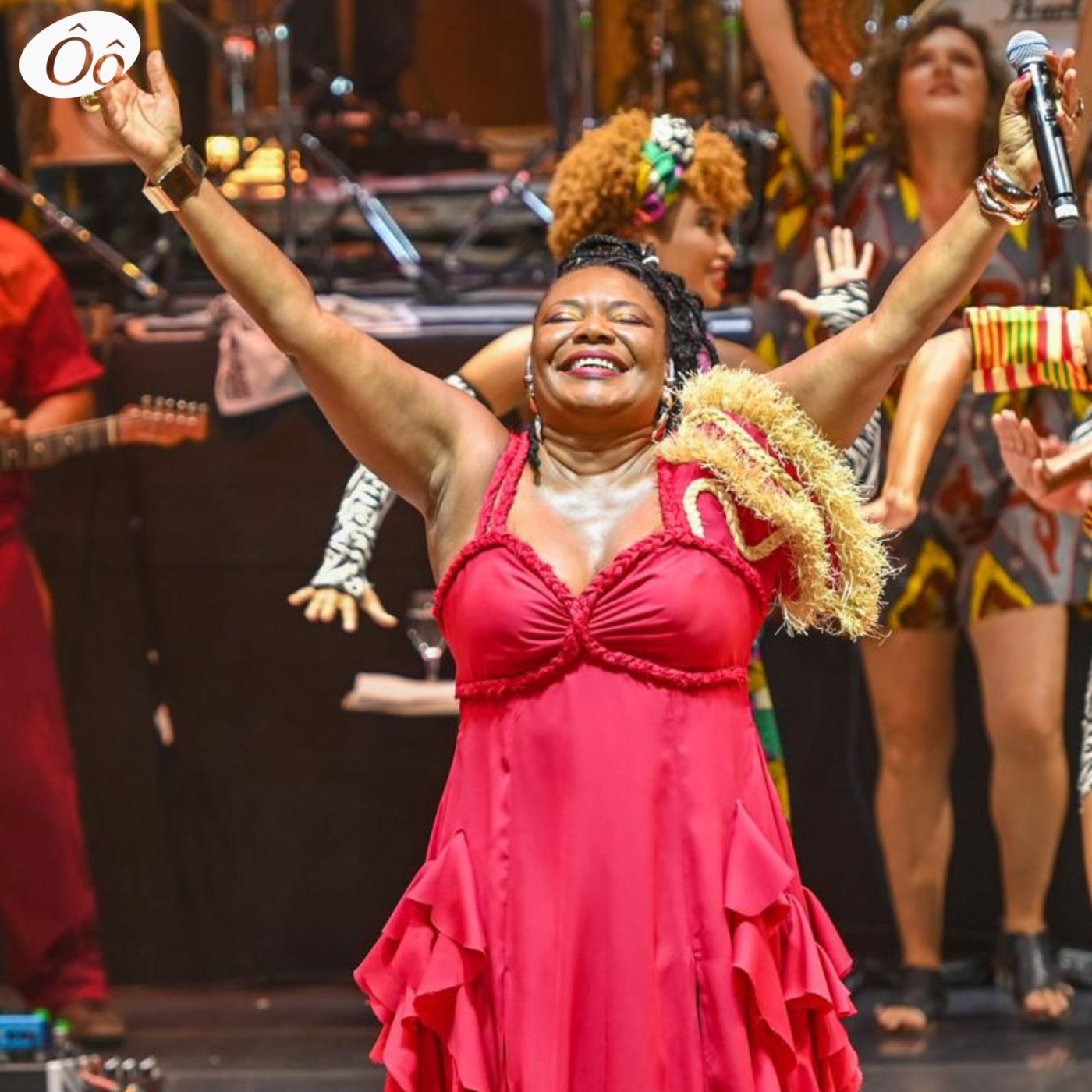 Começou show especial de Margareth Menezes em homenagem aos 40 anos da Axé Music