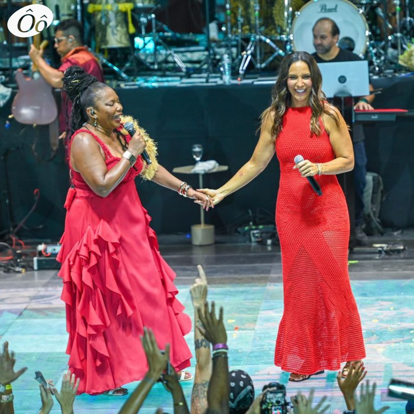 Ivete Sangalo relembra encontro com Margareth Menezes no início da carreira: ‘Nunca mais larguei’