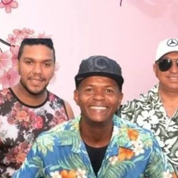 Até Bono Vox cantou: por onde anda a banda famosa pelos hits ‘Chupa Toda’ e ‘Xibiu’