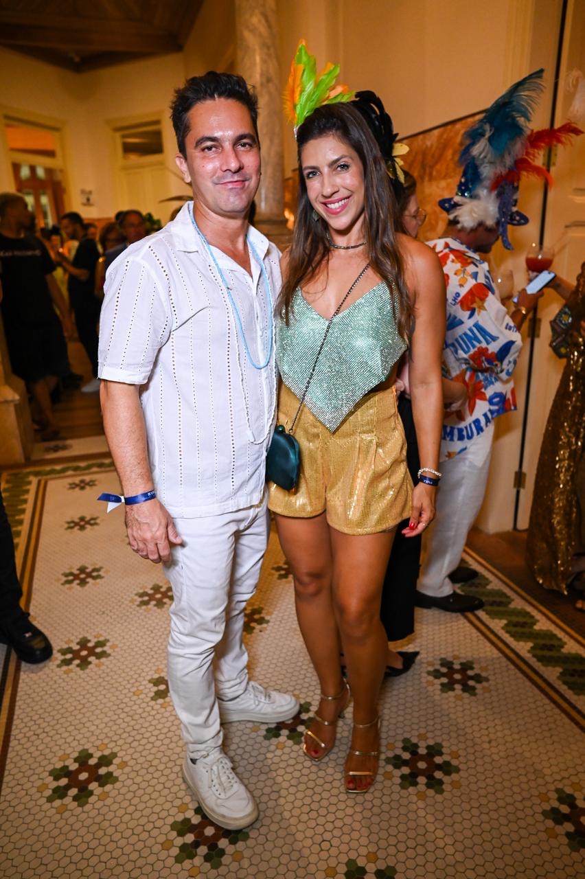 Ronald Lago e Fernanda Macuco