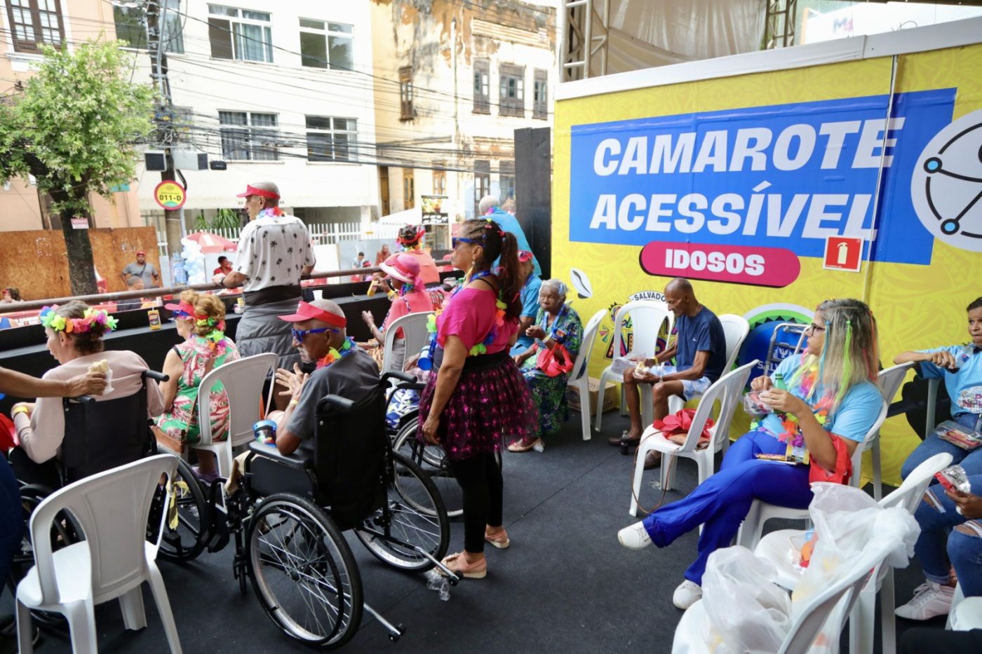 Carnaval de Salvador: prefeitura abre vagas para Camarotes Acessíveis