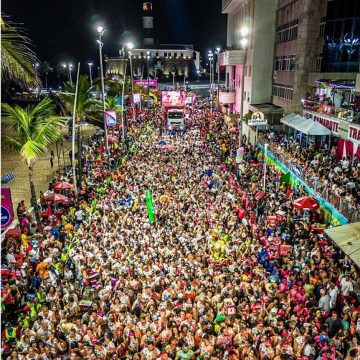 Em Salvador, Carnaval é feriado ou ponto facultativo?