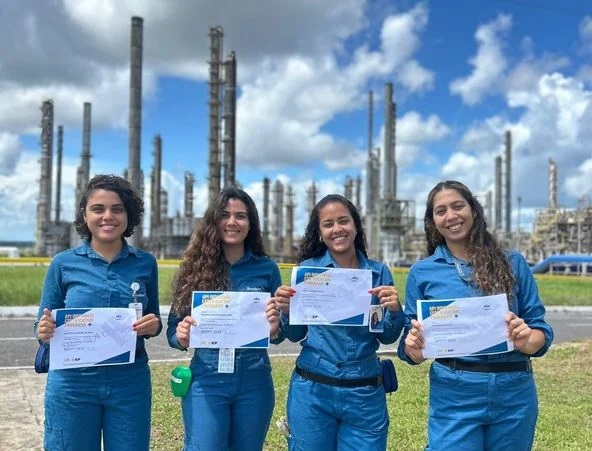 Engenheiras baianas estão entre as cinco únicas mulheres a conquistar certificação internacional no Brasil