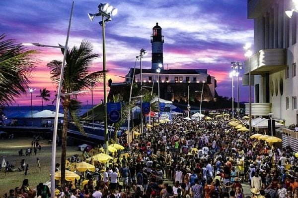 Quer economizar? Conheça os blocos mais baratos do Carnaval 2025 de Salvador