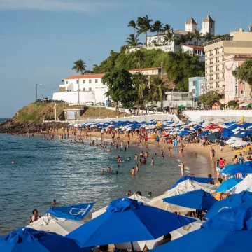 PL e abaixo-assinado querem proibir caixas de som nas praias de Salvador