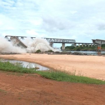 Operação implode o que sobrou da ponte que ligava Maranhão e Tocantins