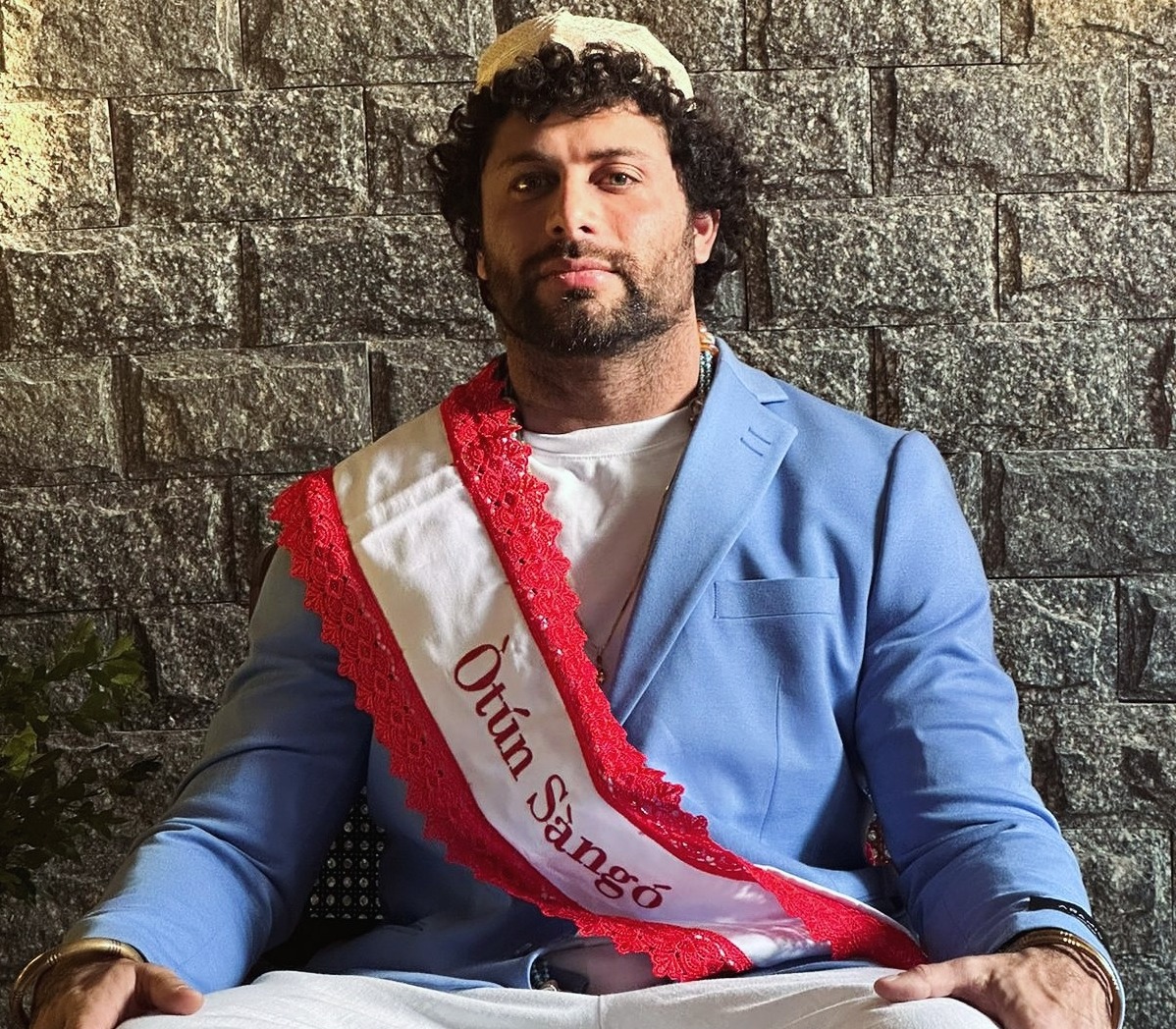 ‘Tinha medo do preconceito’, diz Jesus Luz após revelar ser do Candomblé