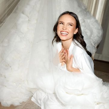 Larissa Manoela abre álbum de casamento com fotos inéditas; veja