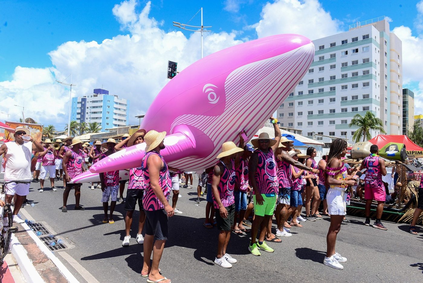 Lavagem de Itapuã reúne fé e tradição às vésperas do Carnaval