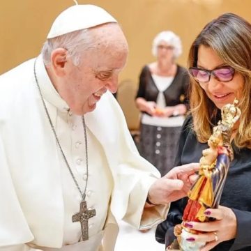 Janja confirma audiência com Papa Francisco, na Itália; saiba mais