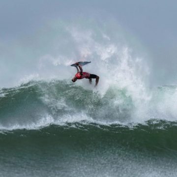 Baiano vence primeira etapa do circuito mundial de bodyboarding em Marrocos