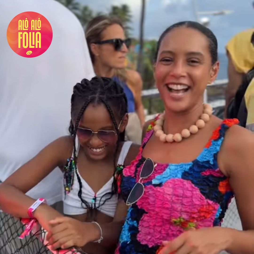 Taís Araújo curte trio de Ivete com a filha no Carnaval de Salvador; veja vídeo