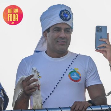 Prefeito Bruno Reis participa da saída do Afoxé Filhos de Gandhy no Carnaval de Salvador