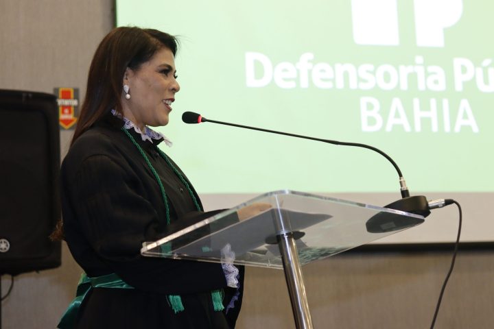 Camila Canário toma posse como defensora pública-geral da Bahia