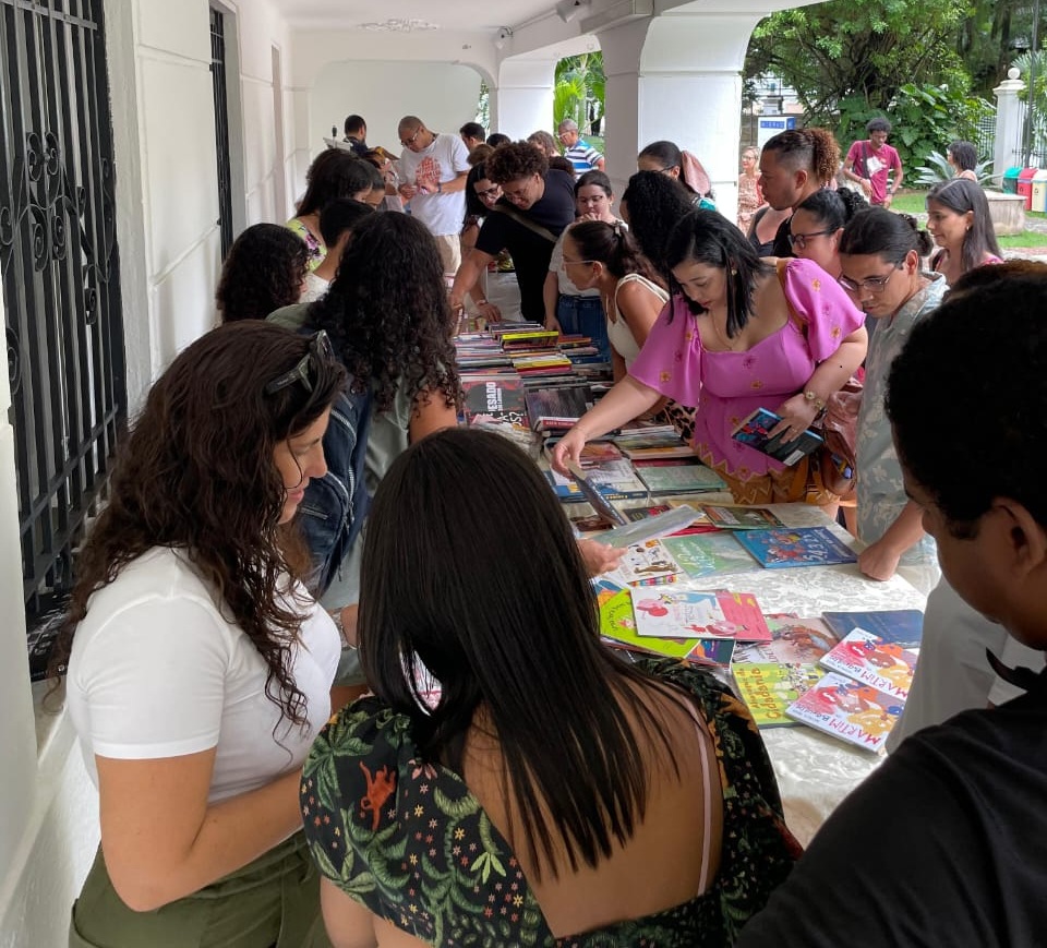 Evento literário beneficente reúne nomes como Ricardo Ishmael, Hugo Canuto e Emília Nuñez