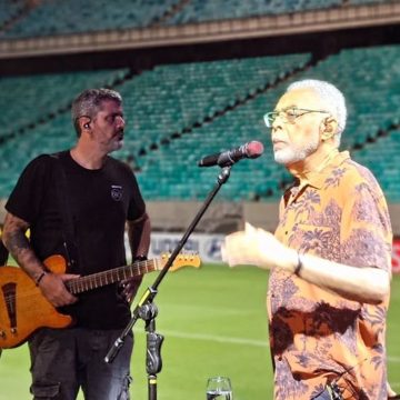 Tudo pronto! João Gil mostra bastidores para abertura da turnê Tempo Rei; veja fotos