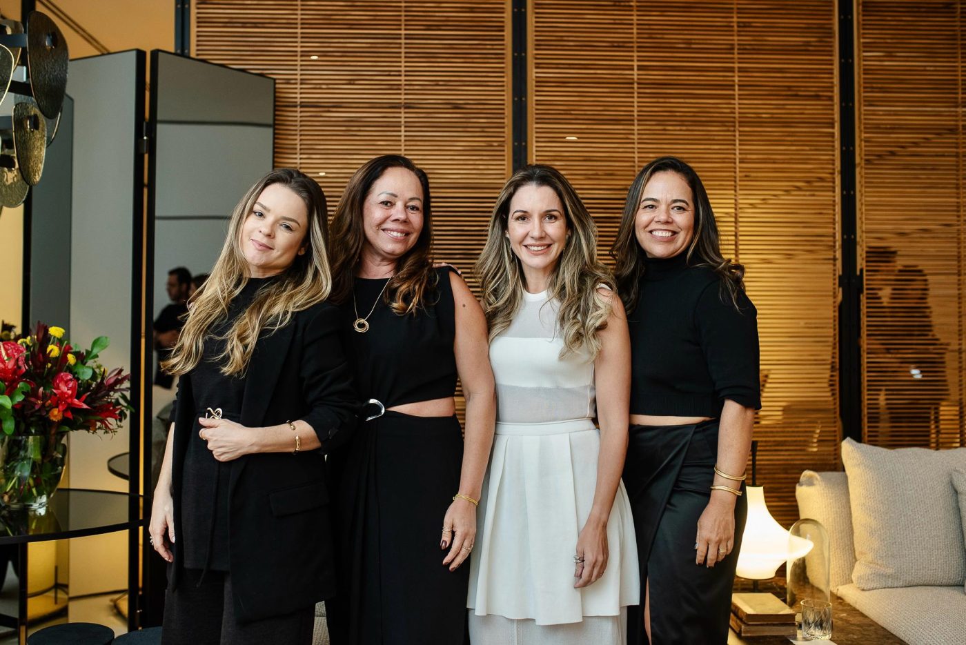 Miriam Macedo, Tamires Vieira, Manuela Andrade e Cely Vilene