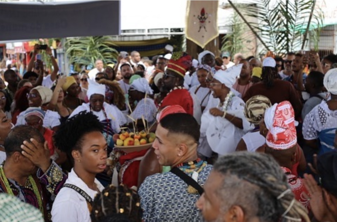 Candomblé de rua Olojá – Senhor do Mercado movimenta Feira de São Joaquim neste sábado (8); veja programação