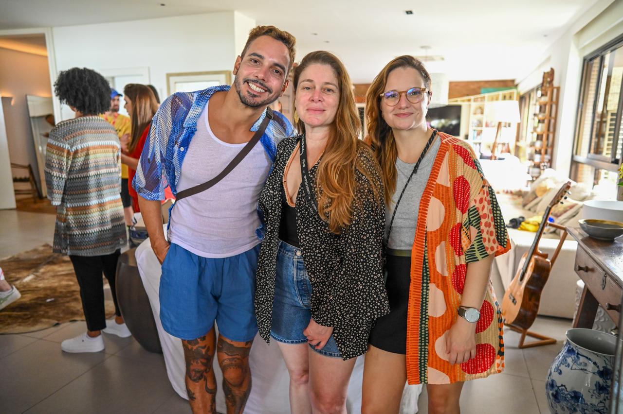 Thiago Tadeu Caetano, Carla Fonseca e Estela Brandão