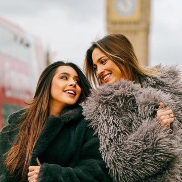 Tati Dias se declara a Lauana Prado durante viagem a Londres; confira