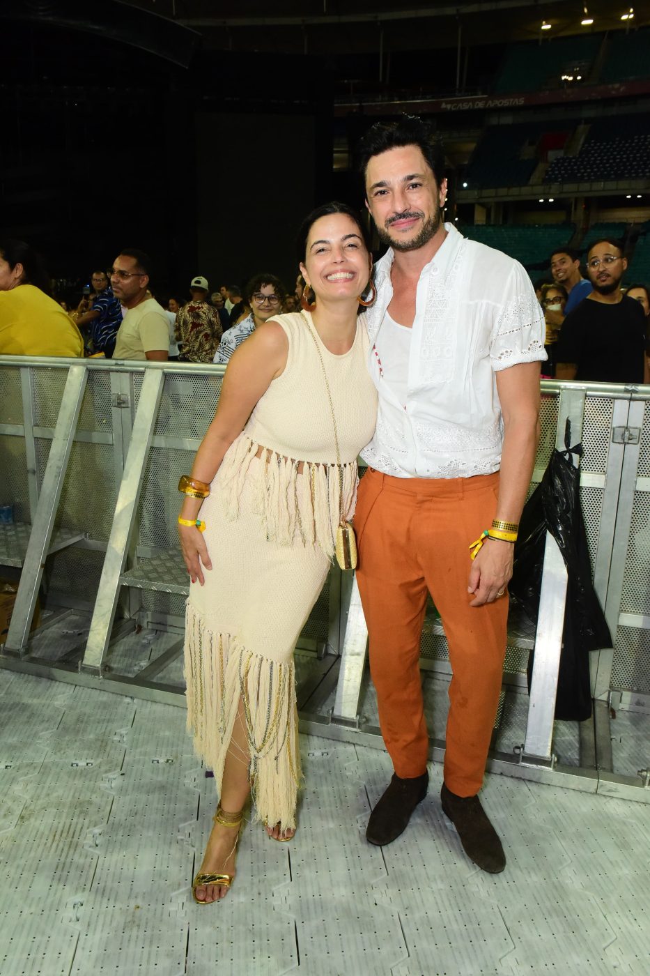 Emanuelle Araujo e Fernando Diniz