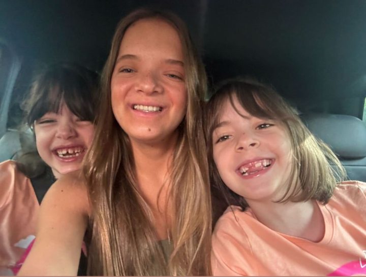 Ao lado das sobrinhas, Rafaella Justus fala sobre ‘missão de tia’