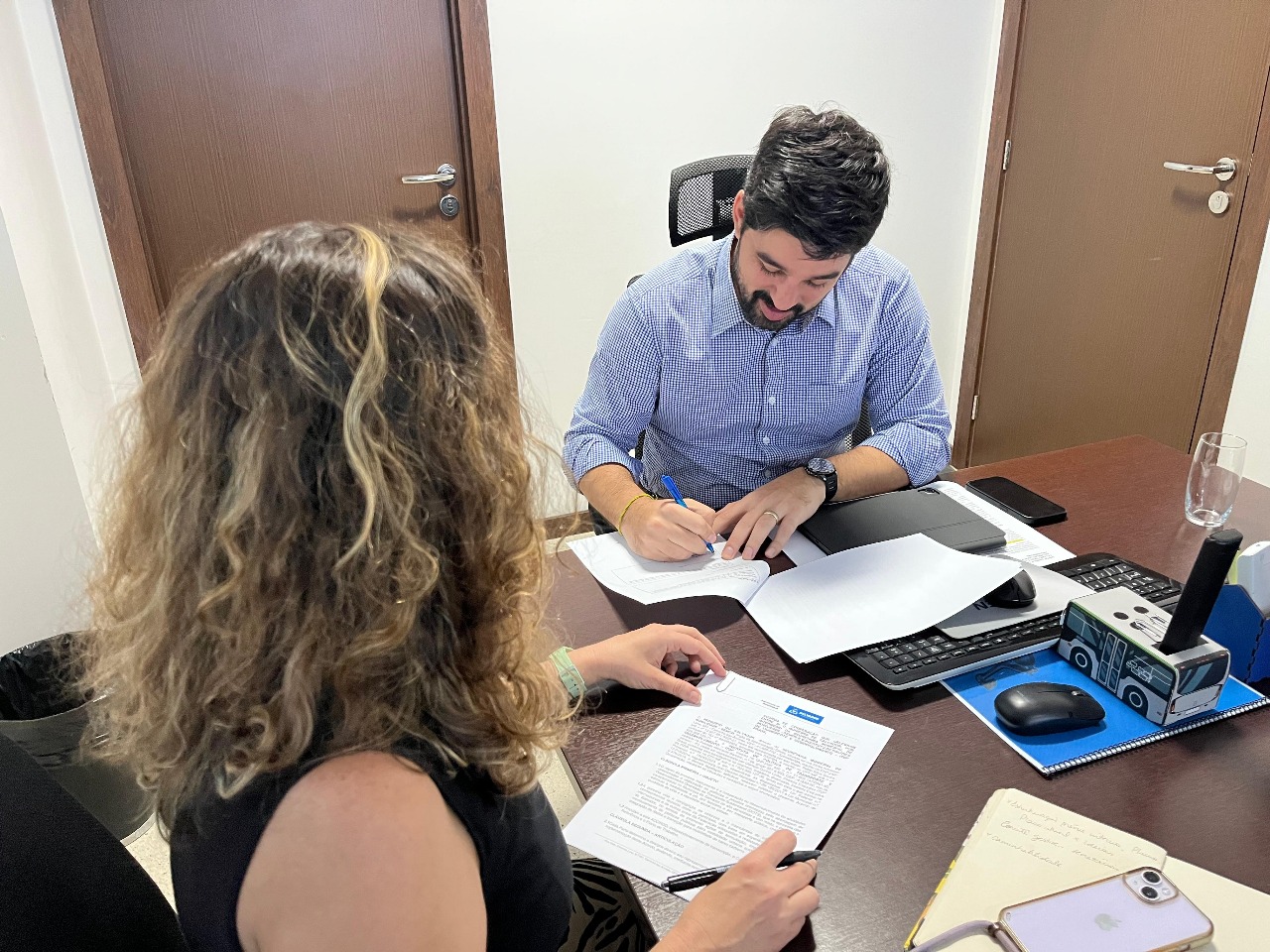 Salvador firma parceria para fortalecer mobilidade sustentável e modernizar transporte público