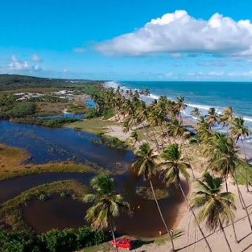 Famosa praia de naturismo baiana promove festival cervejeiro com 8 atrações musicais