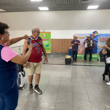 Carnaval: Setur-BA se despede dos turistas em clima de festa e convida para o São João da Bahia