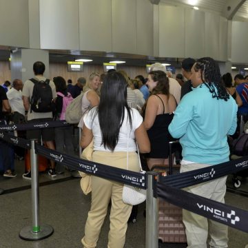 Carnaval de Salvador deixa turistas com saudade e já de olho na festa em 2026