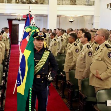 Tribunal de Justiça da Bahia homenageia bicentenário da Polícia Militar