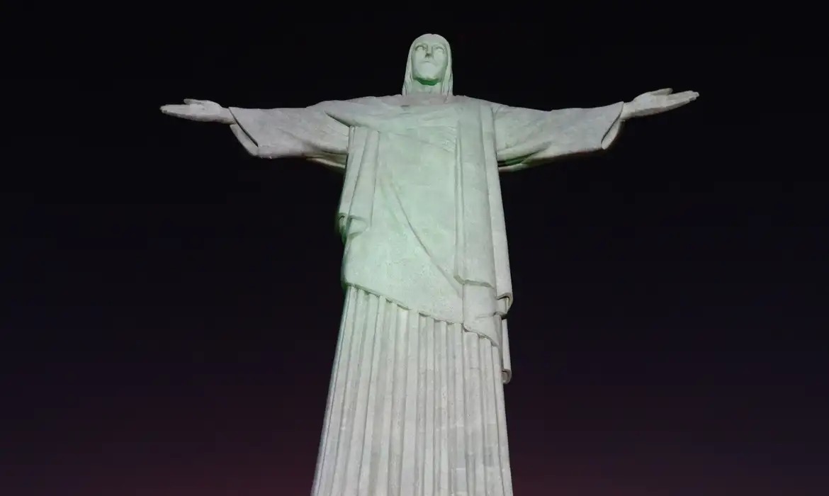 Cristo Redentor é o atrativo mais procurado no exterior em 2024; Chapada Diamantina e Pelourinho também figuram no ranking