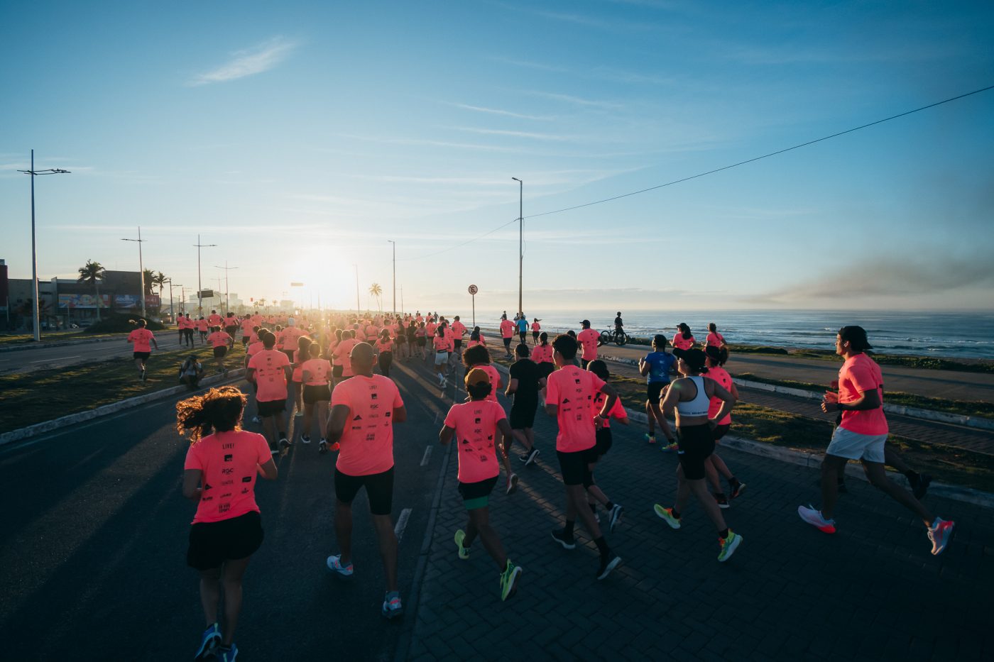 LIVE! RUN XP 4 mil atletas em provas de 21 km, 10 km e 5 km neste domingo na orla de Salvador