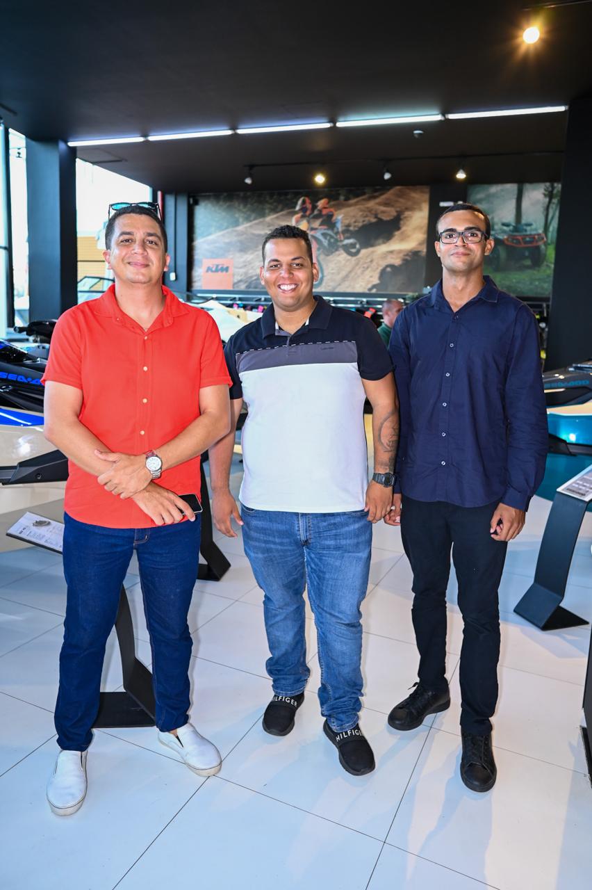 Denis Leopoldina, Rian Fidelis e Thiago Fernandes