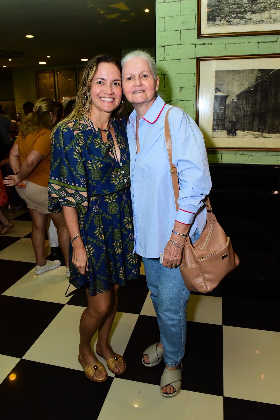 Carolina e Zélia Espinheira