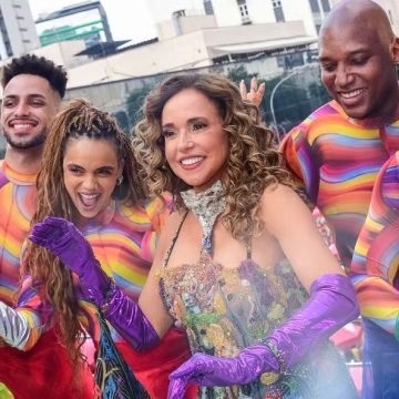 Daniela Mercury encerra Carnaval com megabloco em São Paulo