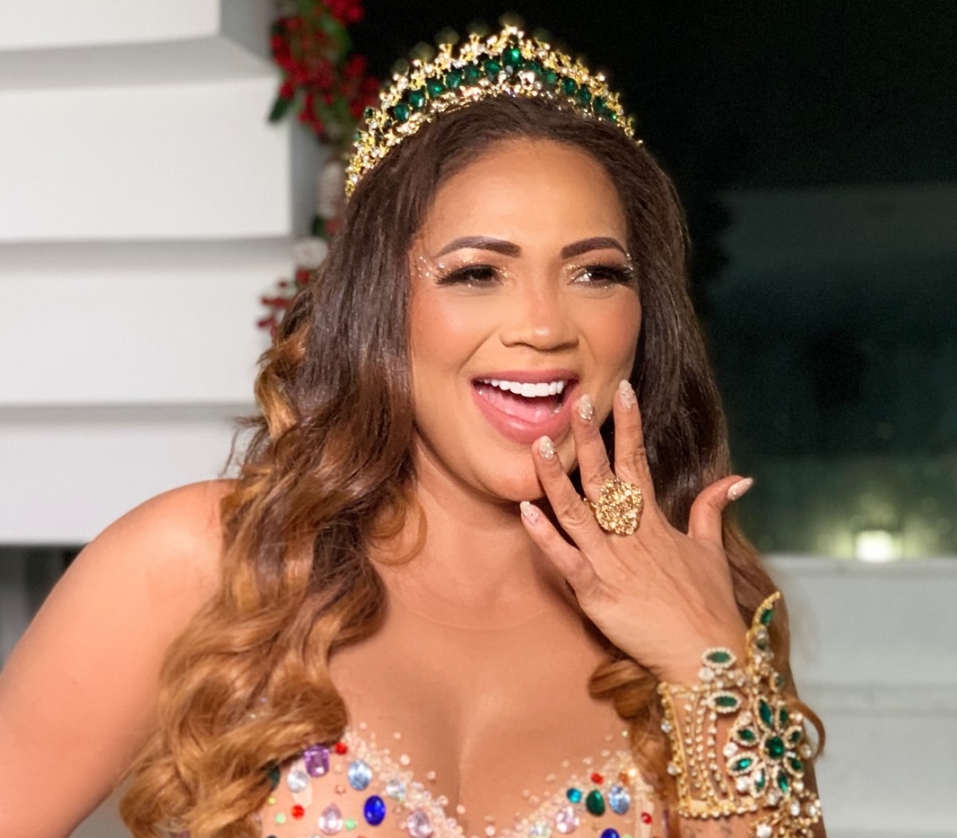 Mãe de Lexa perde objeto de valor no Carnaval e faz apelo: ‘Tudo que é meu tá ali’