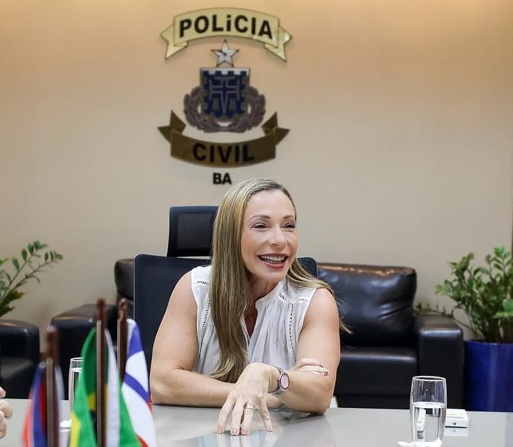 Primeira mulher a chefiar a Polícia Civil da Bahia, Heloísa Brito se despede do cargo: ‘Dever cumprido’